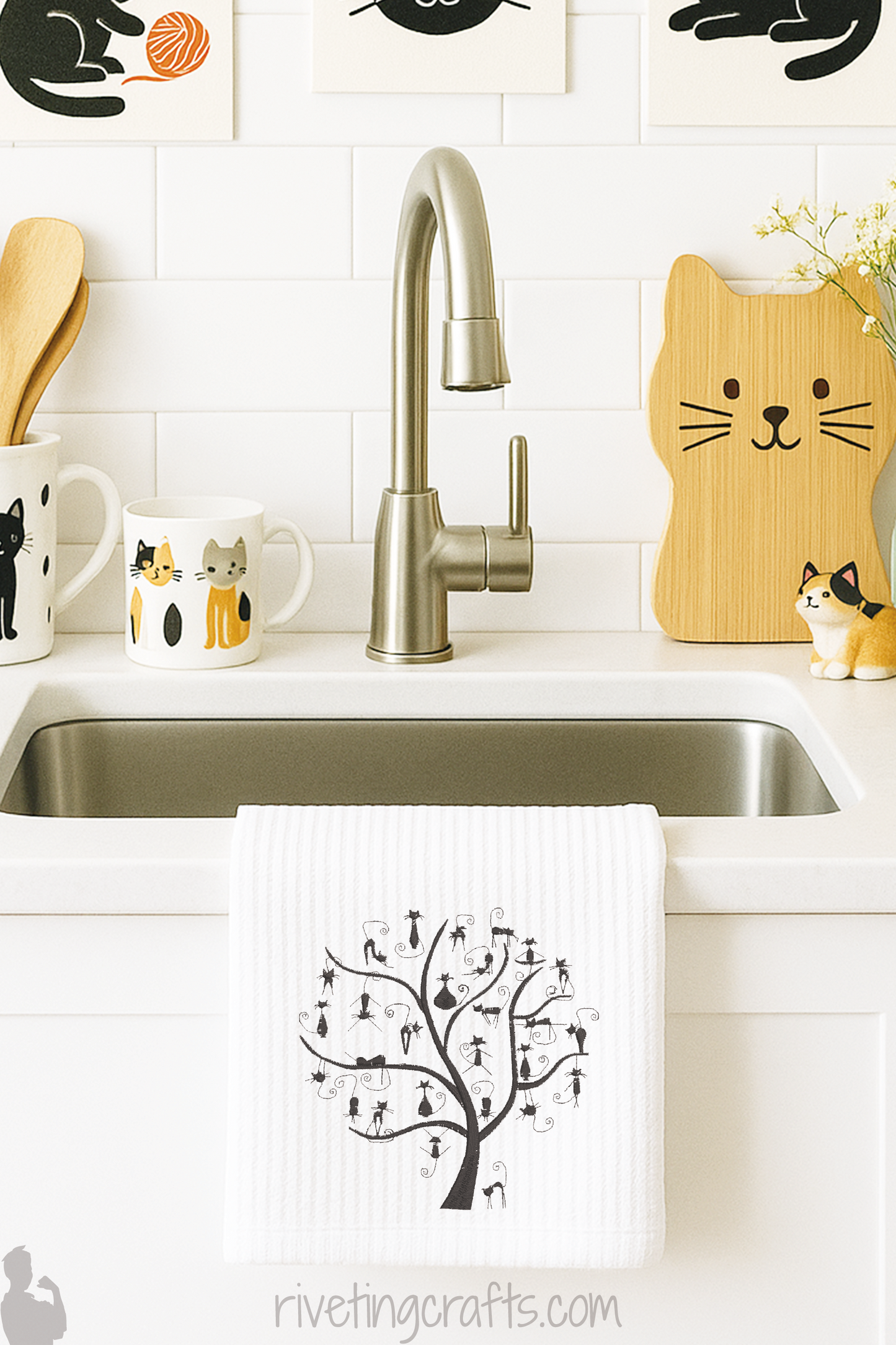 Cat Tree of Life Hand Towel – Feline Branch Party
