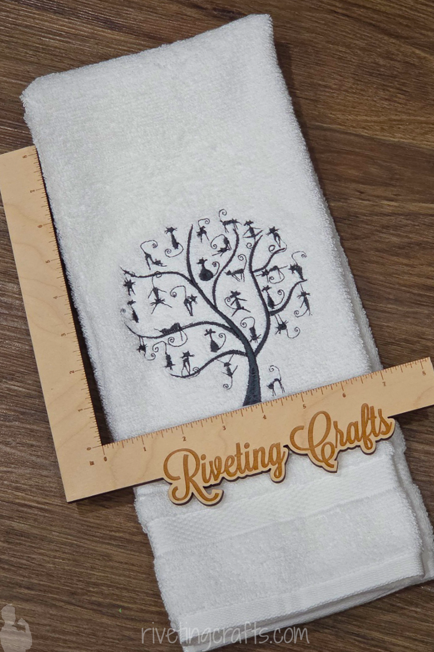 Cat Tree of Life Hand Towel – Feline Branch Party