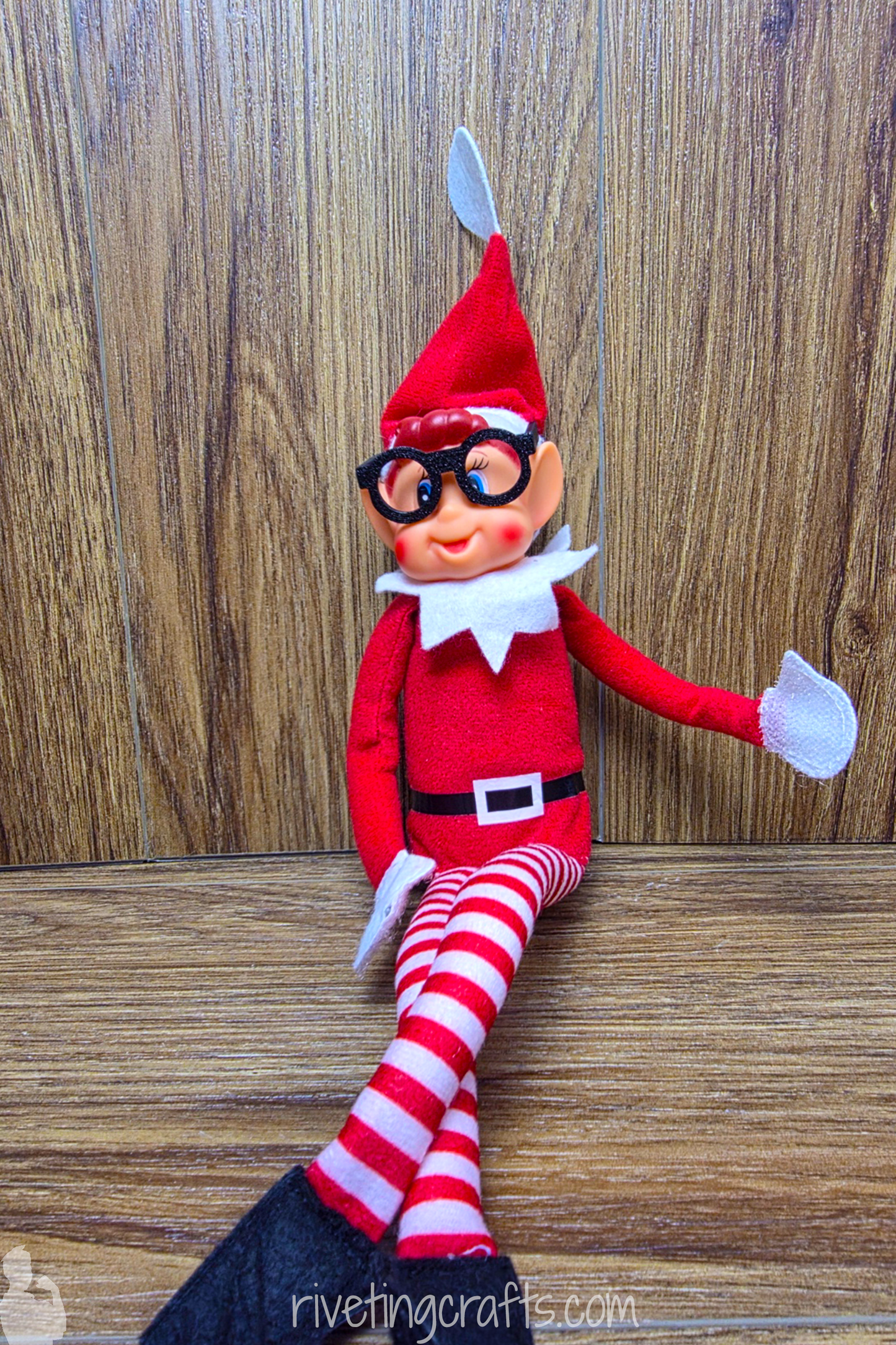Christmas Elf Glasses – Miniature Holiday Accessory for Mischievous Elves