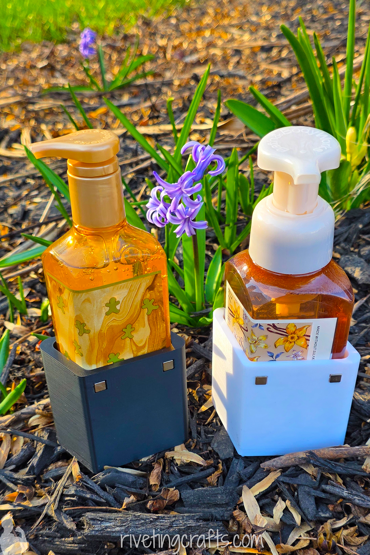 Magnetic Soap Sleeve for Foaming or Regular Soap