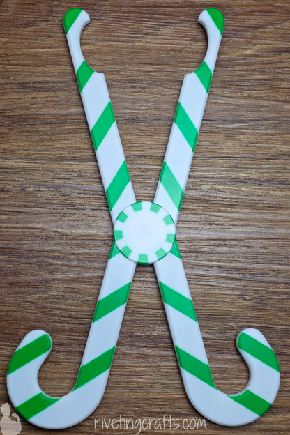 Elf Grabber Tool – Crafted Christmas Mischief Saver for No-Touch Elf Fun