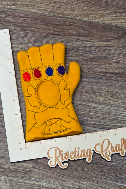 Golden Power Gauntlet Elf Costume