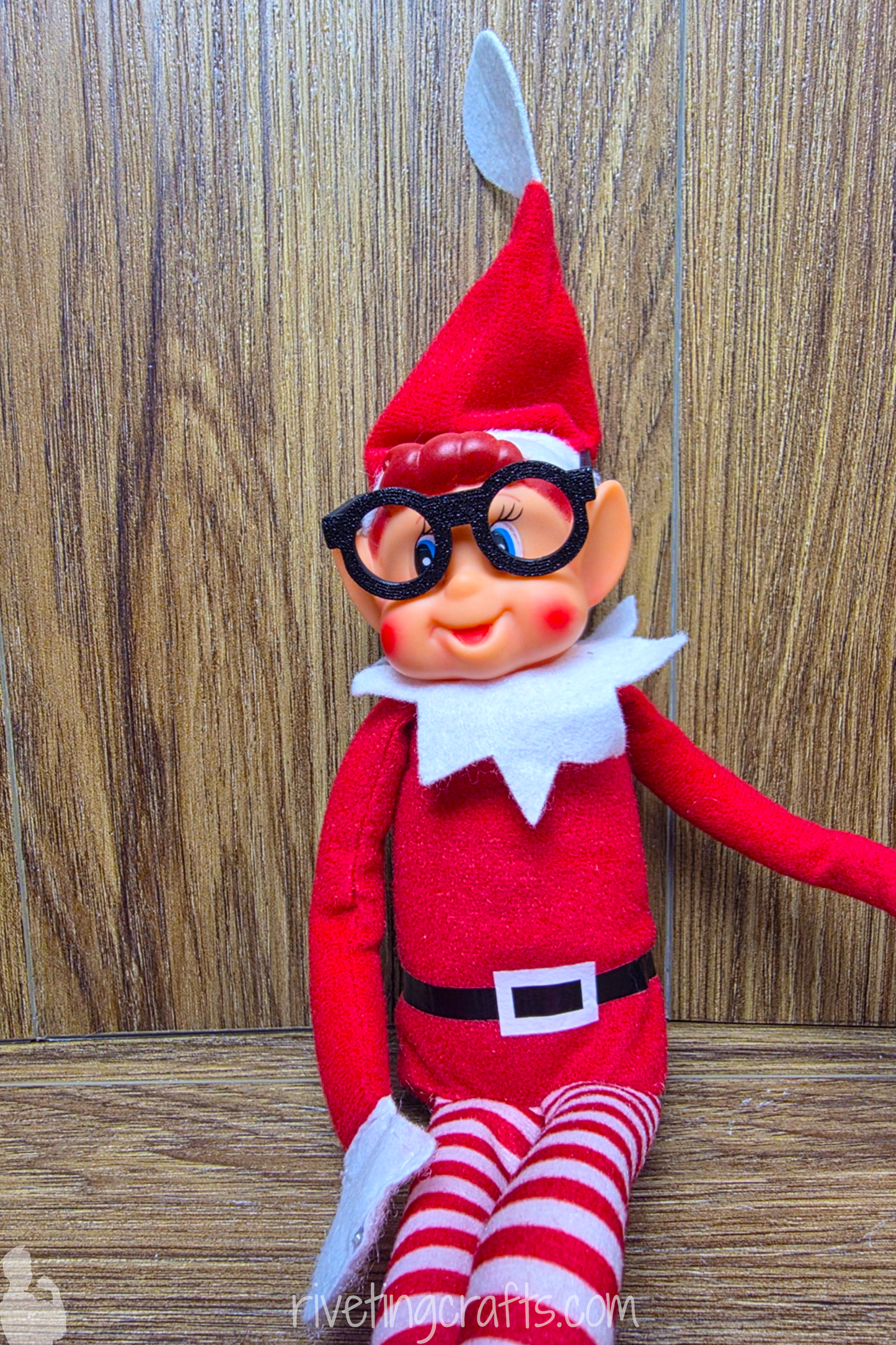 Christmas Elf Glasses – Miniature Holiday Accessory for Mischievous Elves